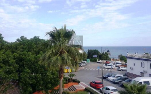 Flat in Estepona port