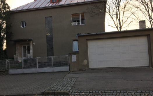 Tugendhat at your fingertips – funcionalist villa